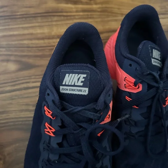 Nike Air Zoom Structure 32 Blue and Orange Running Shoes - Picture 4 of 6